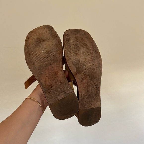 Loq Rio Sandals in Taupe - Picture 8 of 8